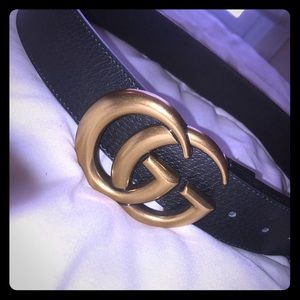 Black Leather Gold Gucci statement belt